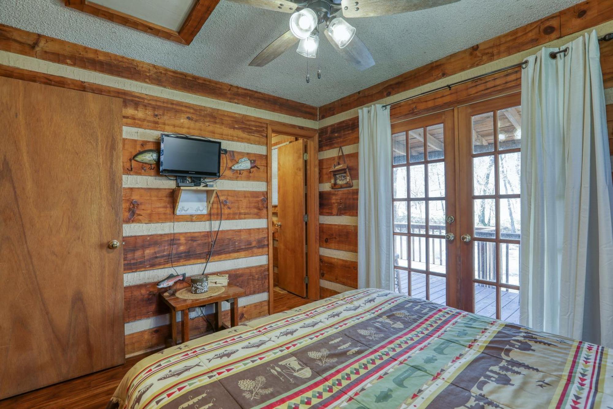 Creekside Memories Cabin Cosby Ngoại thất bức ảnh